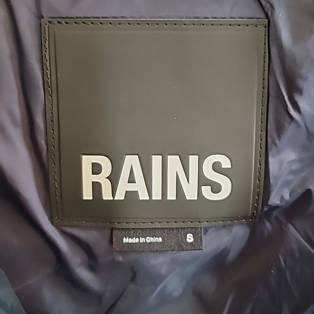 Rains Loop W Vest In Ink - Picture 6 of 8